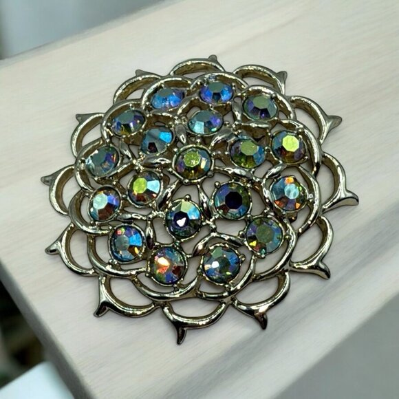 Sarah Coventry Vtg Aurora Borealis Rhinestone Limelight Pin  Brooch Earrings Set - Picture 3 of 7